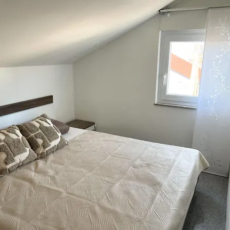 Val Apartament *