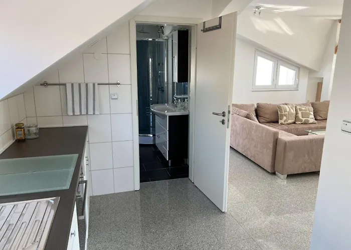 Val * Novi Vinodolski